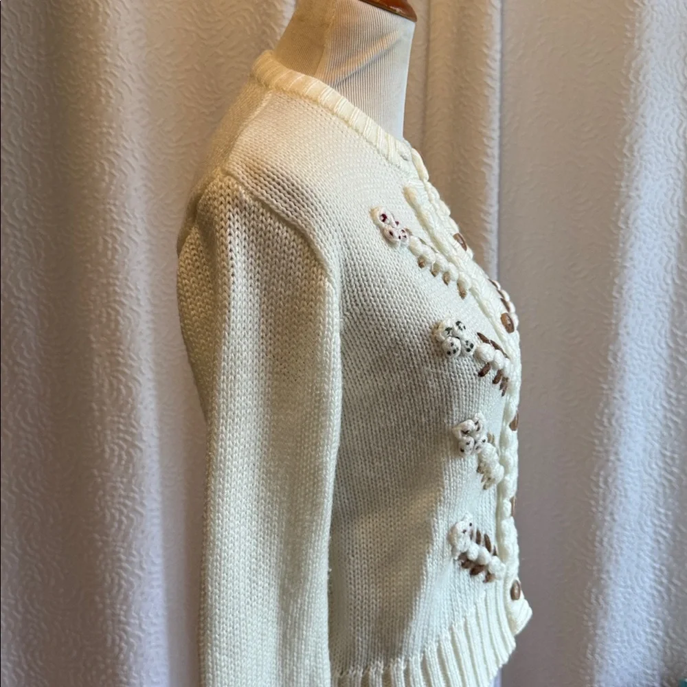 Vintage Hand Knit Cream Cardigan with Embroidered Details - Picture 4 of 7